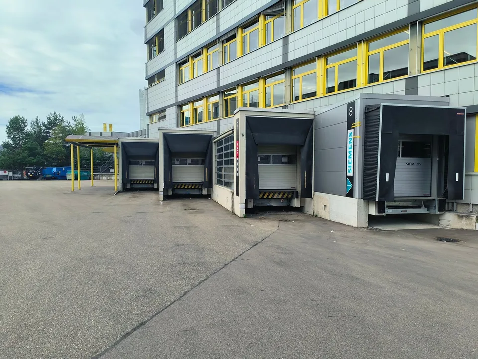 Move with perspective - commercial spaces in a central location in Volketswil