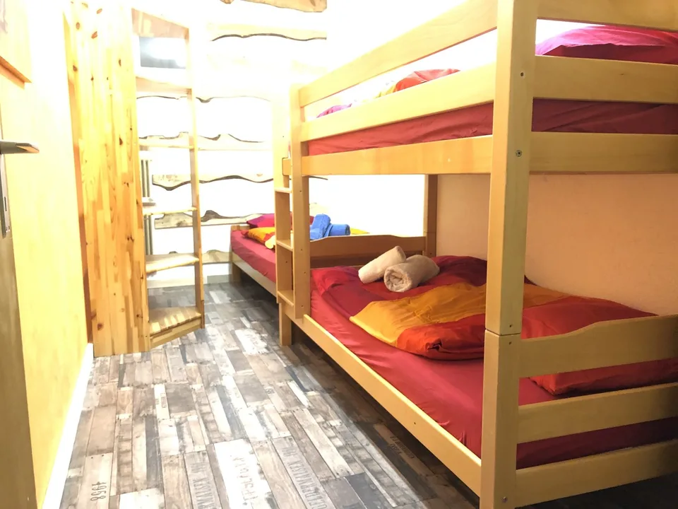 Appartement à louer à la semaine  8 pers départ pistes de ski Siviez