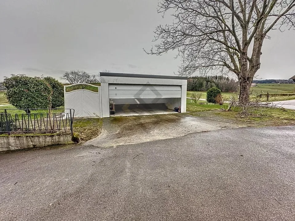 Large 3.5-room attic