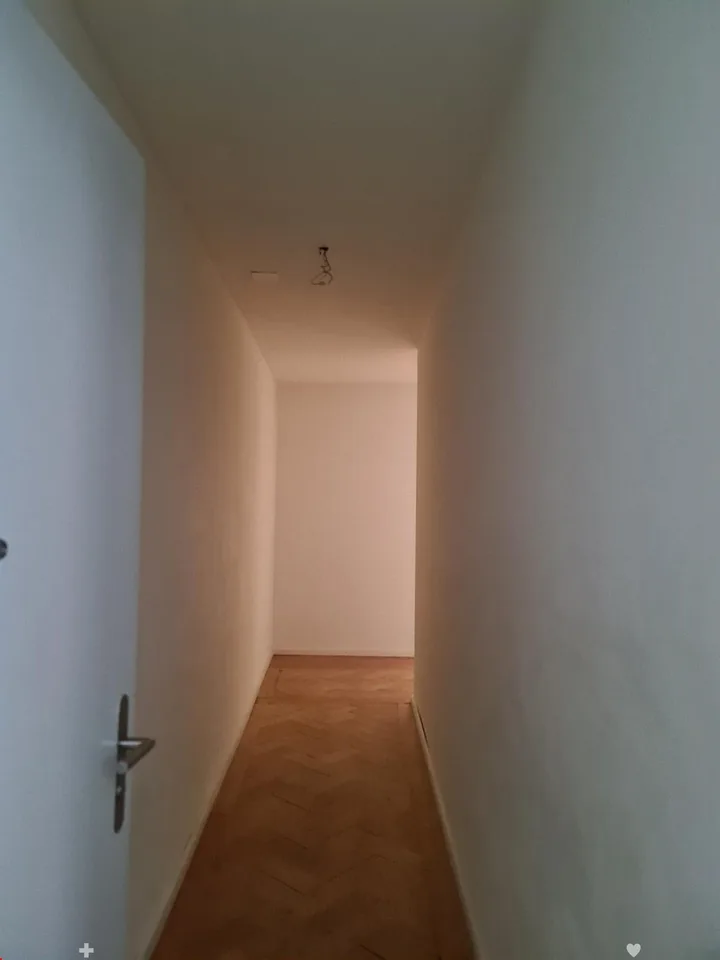4 Bedroom Apartment with Terrace on 1st Floor – adjacent to the Old Town