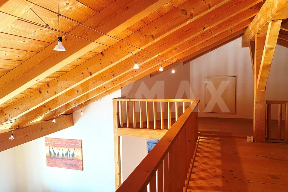 Charmant appartement maisonnette 3.5 avec ambiance de vie accueillante