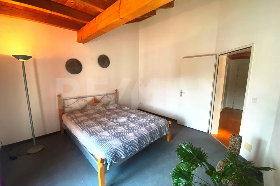 Charmant appartement maisonnette 3.5 avec ambiance de vie accueillante