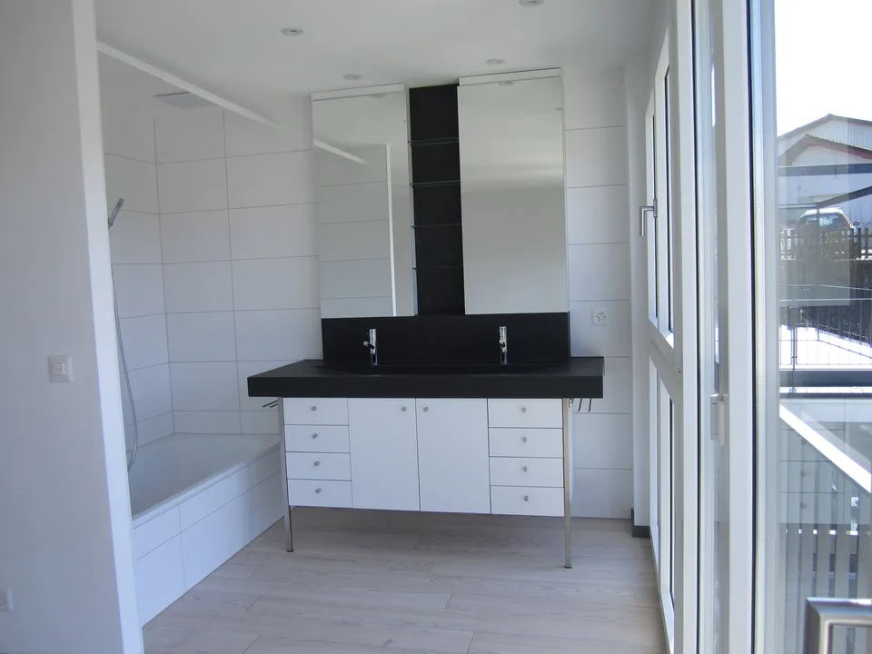 Exklusive Wohnung an ökologischem Badesee * A country retreat close to the city