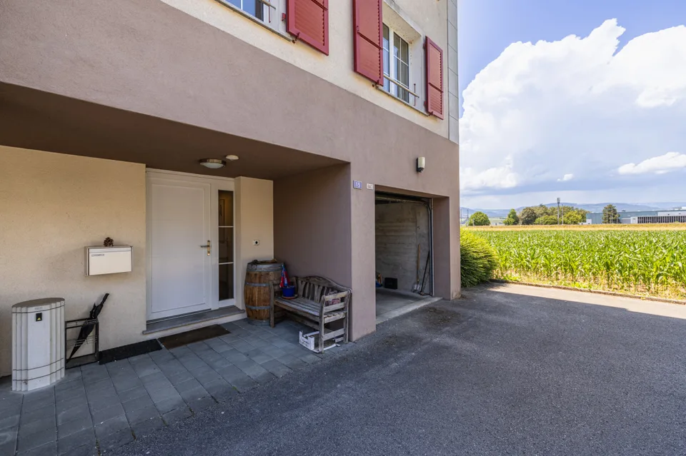 VILLA MITOYENNE 5,5 PIECES PARFAITEMENT SITUEE A CHAVORNAY !
