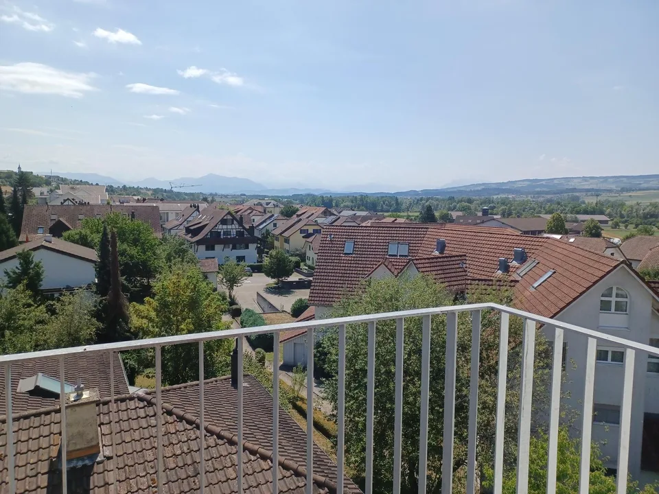 Oggetto da amare con vista lontana