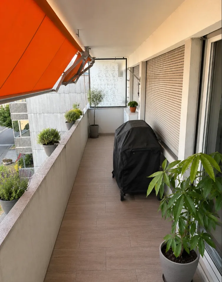 Spacieux 5 pièces rénové de 105m2 avec balcon