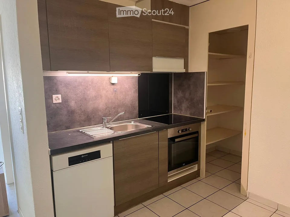Nachmieter für schöne 2,5 Zi-Wohnung in Dotzigen gesucht