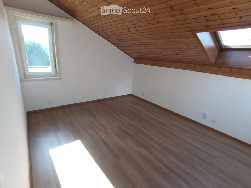 Zu vermieten Granges-Paccot, Fribourg Whg. mansardiert 3,5 Zimmer