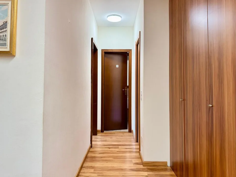 Office for Rent, 2 Rooms in Lugano City Center