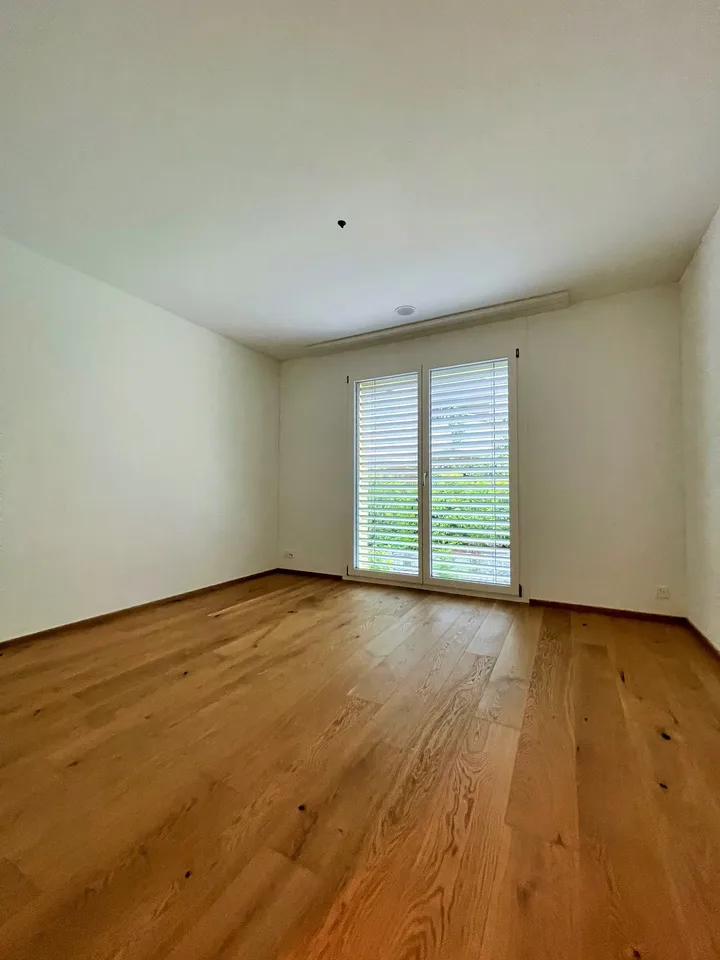 Spacious, modern, and bright apartment for rent