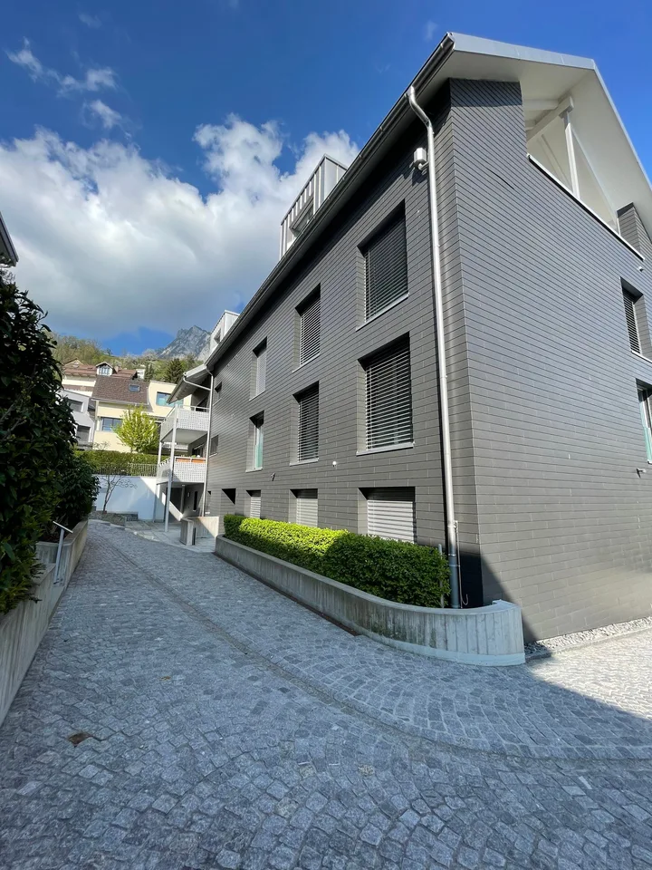grosszügige, moderne und helle Wohnung zu vermieten
