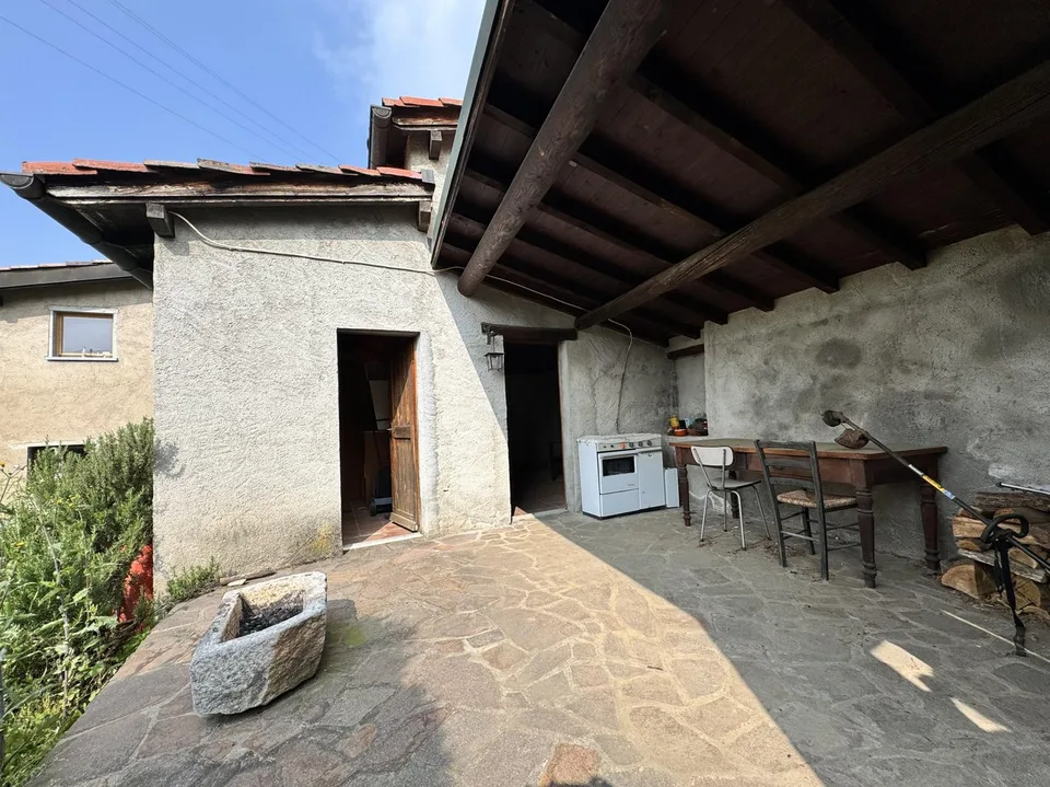 AMPIA CASA 5.5 LOCALI CON GIARDINO PRIVATO A SCAREGLIA