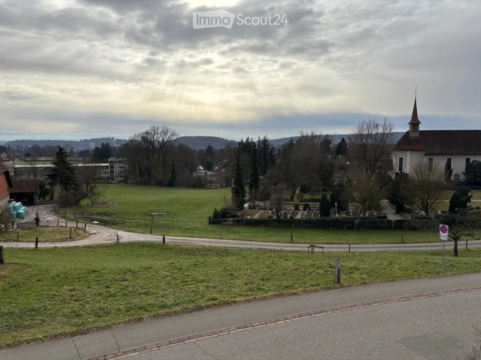Charmante 3 Zimmer Wohnung in Feldbrunnen, sofort verfügbar!