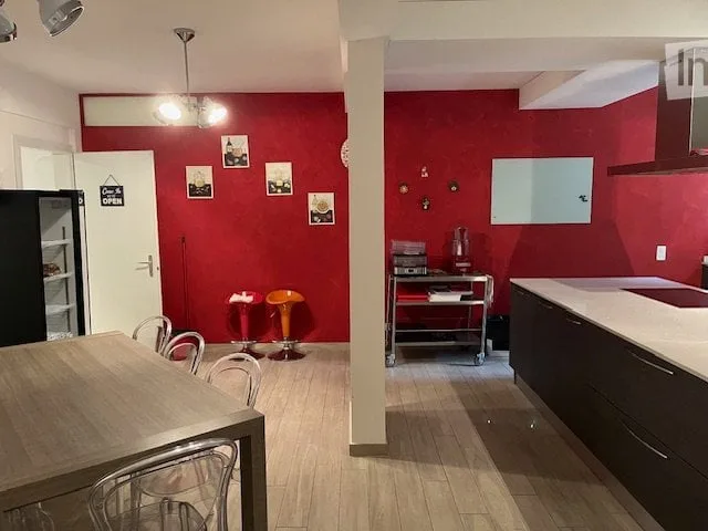 Affittasi Locale con Cucina Professionale