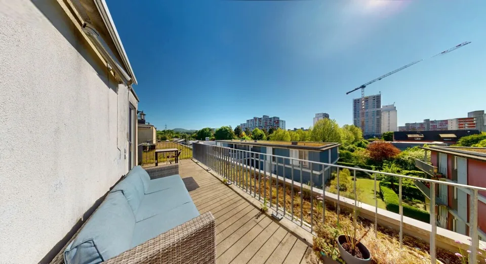 Un foyer à tomber amoureux ! Vivre avec un panorama à 360°
