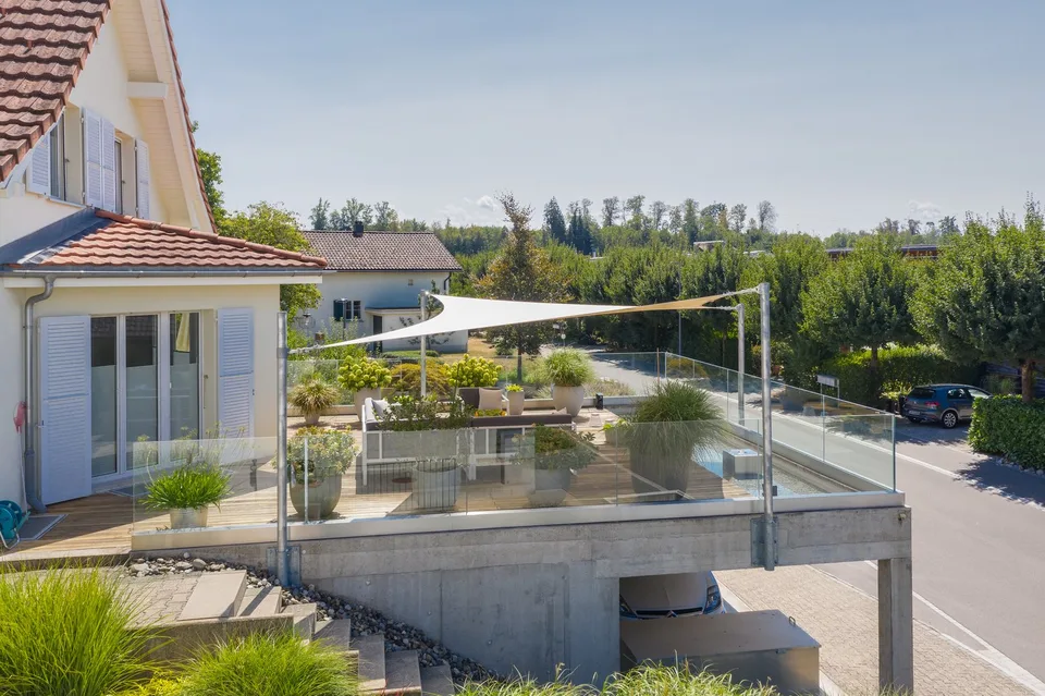 Elegant 5.5 room single-family house with many intelligent extras