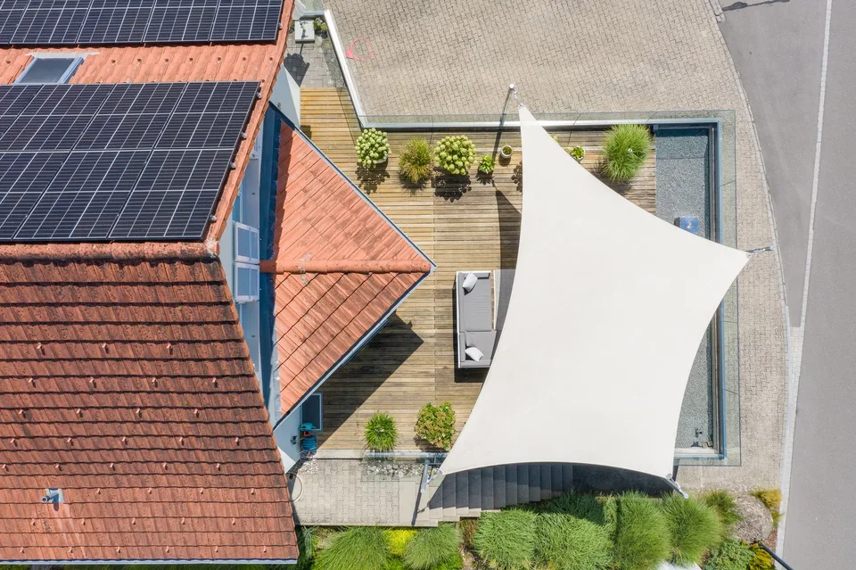 Elegantes 5.5 Z'Einfamilienhaus mit vielen intelligenten Extras