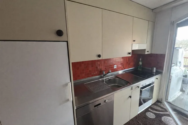Charmante 3.5-Zimmer-Wohnung mit Balkon im Holenacker-Quartier