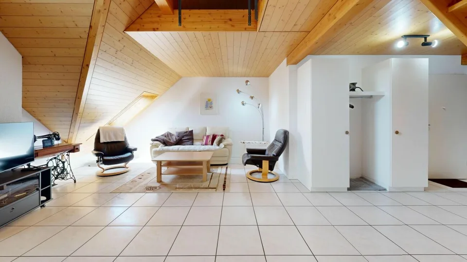 3,5 Zimmer, viel Licht und eine Galerie zum Verlieben