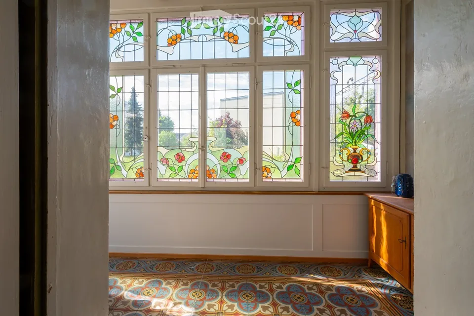 Villa Art Nouveau magnifique avec belle jardin