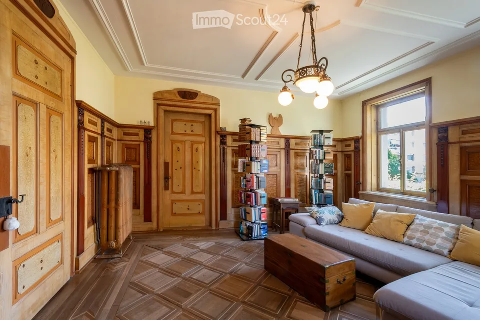 Villa Art Nouveau magnifique avec belle jardin