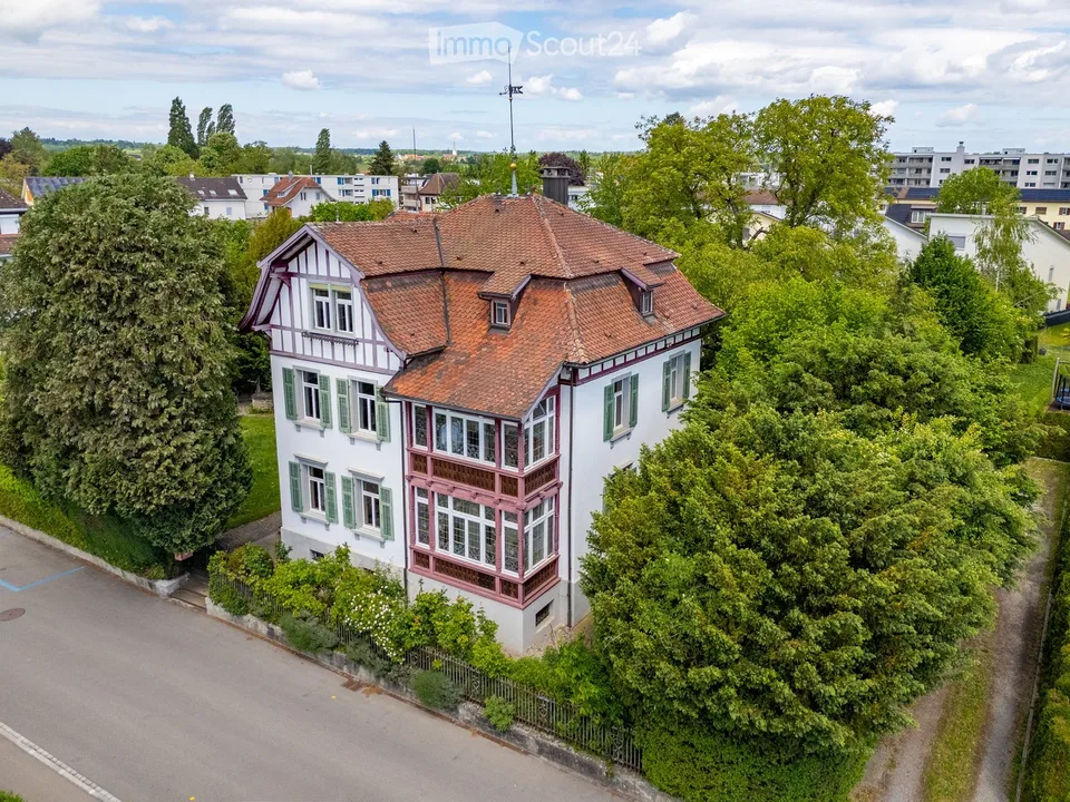 Villa Art Nouveau magnifique avec belle jardin