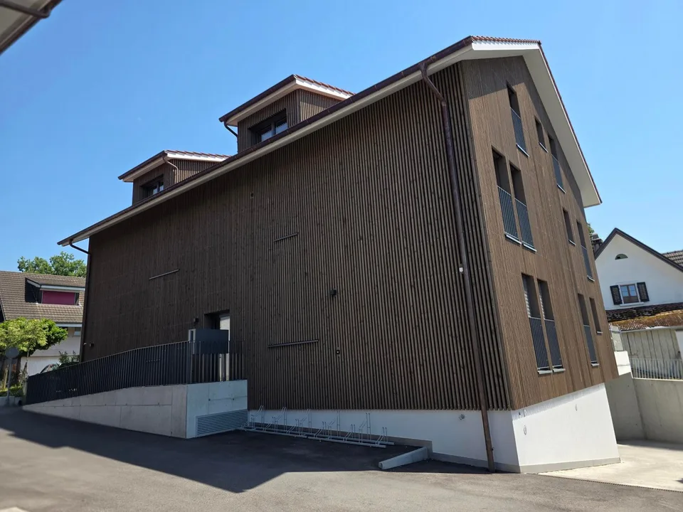 Un appartement spécial recherche des habitants spéciaux ! Première occupation !