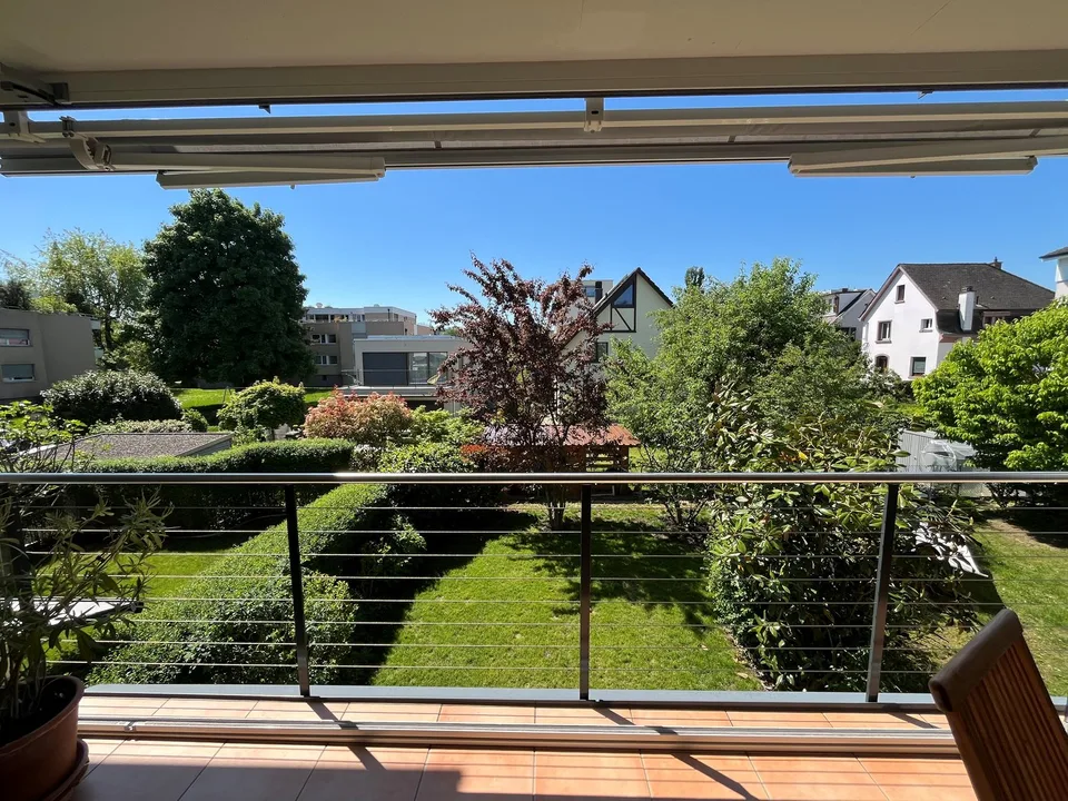 Exclusive 4.5-room apartment with direct lift access in prime location in Allschwil