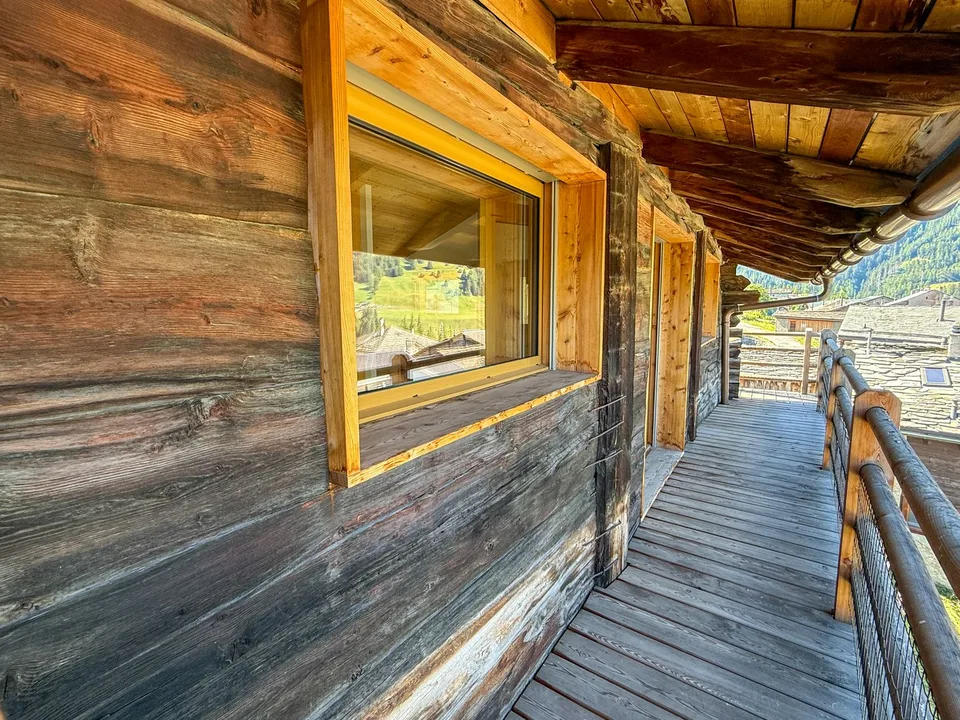 Altes Raccard zu einem Wohnchalet umgebaut — komplette Renovierung 2022