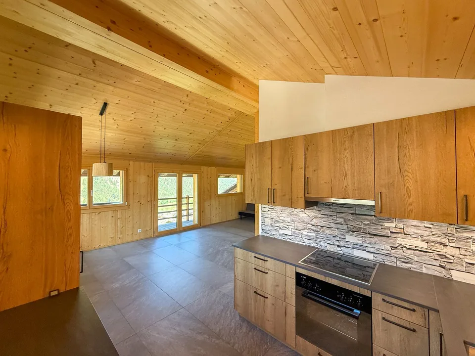 Altes Raccard zu einem Wohnchalet umgebaut — komplette Renovierung 2022
