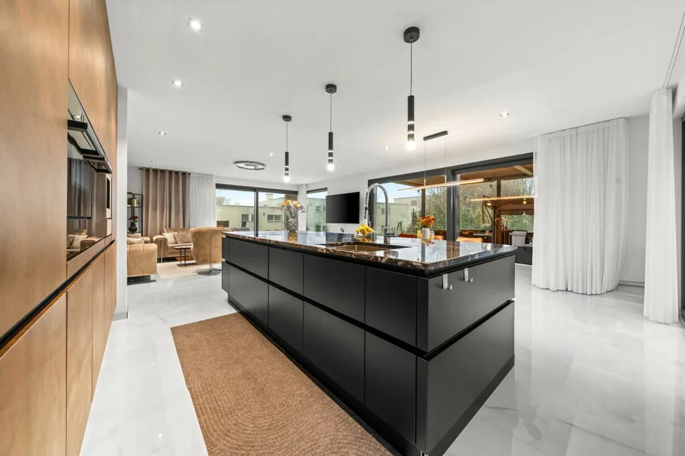 Luxurious 7.5 room single-family house with plenty of space