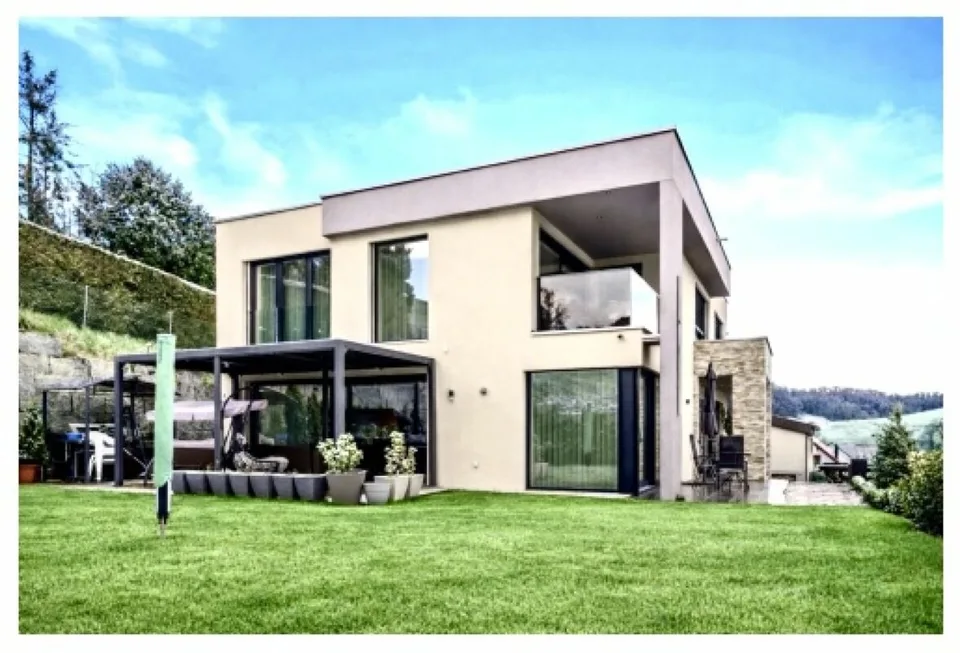 Luxurious 7.5 room single-family house with plenty of space