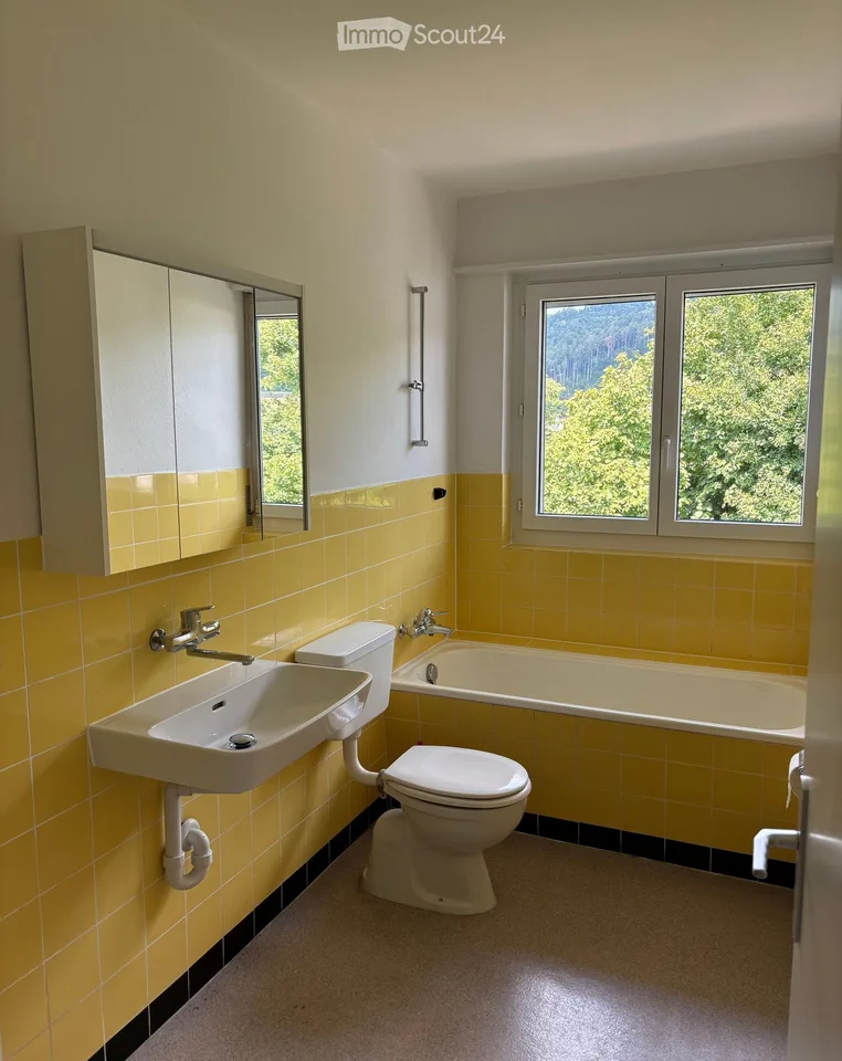 Bright 3-room apartment with balcony in Gümligen