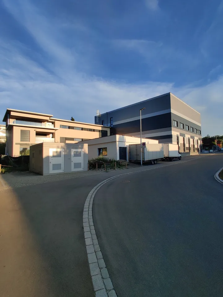 #15.3 Laboratorio moderno 5m² con aria condizionata, ventilazione, LAN, WLAN, videosorveglianza, parcheggio, centrale