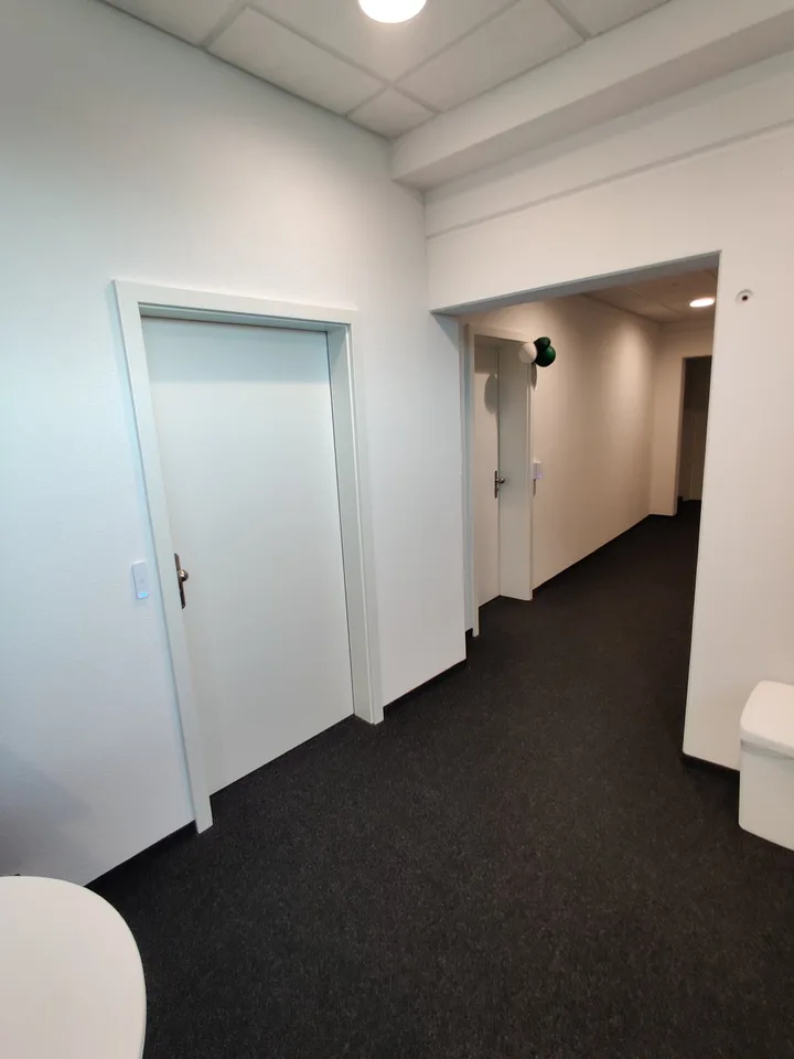 #15.3 Laboratorio moderno 5m² con aria condizionata, ventilazione, LAN, WLAN, videosorveglianza, parcheggio, centrale