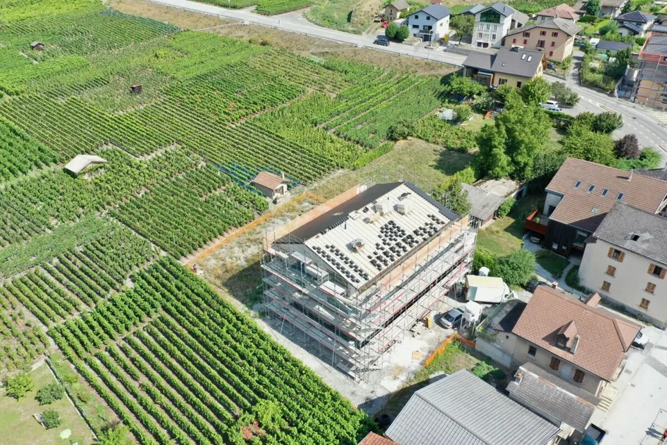 LEYTRON - DIE RICHTIGE BALANCE, 3,5 ZIMMER NEU - TERRASSE VON 50,5 m²
