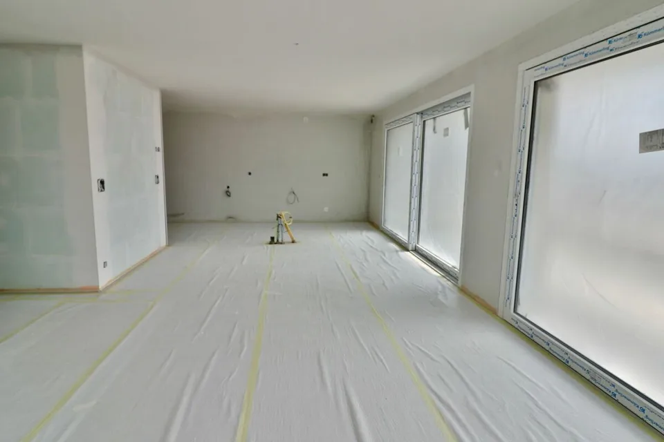 LEYTRON - DIE RICHTIGE BALANCE, 3,5 ZIMMER NEU - TERRASSE VON 50,5 m²