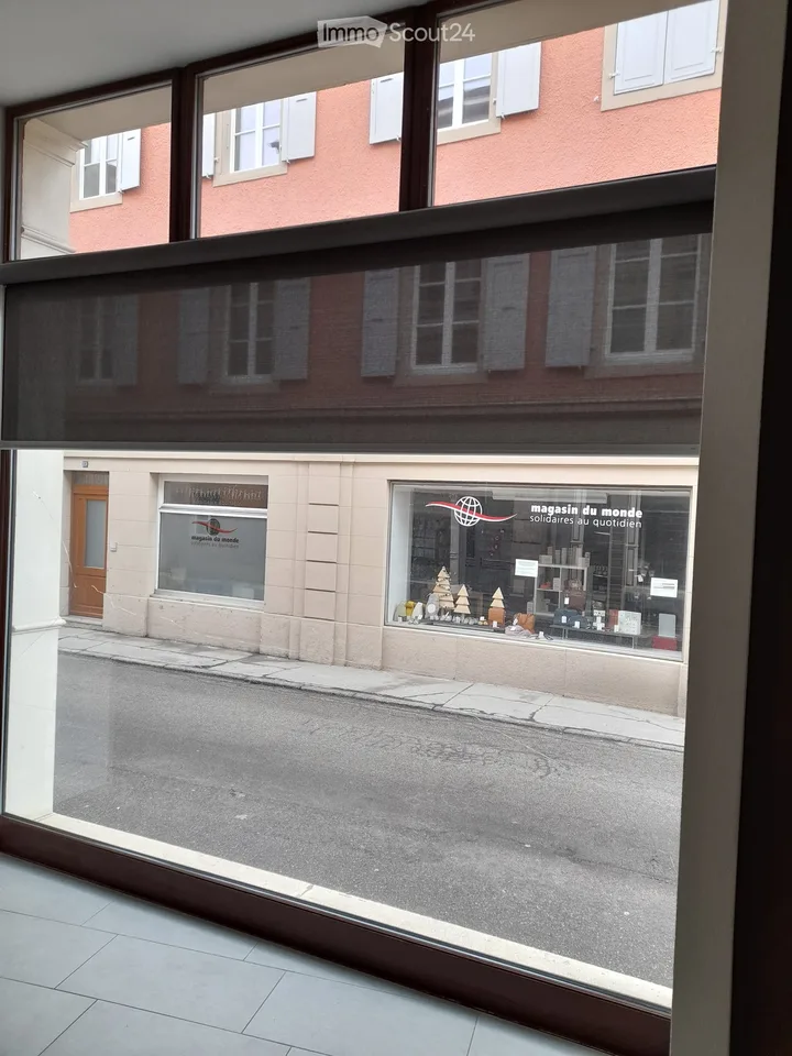Office for rent on the ground floor – Porrentruy, Rue Joseph-Trouillat