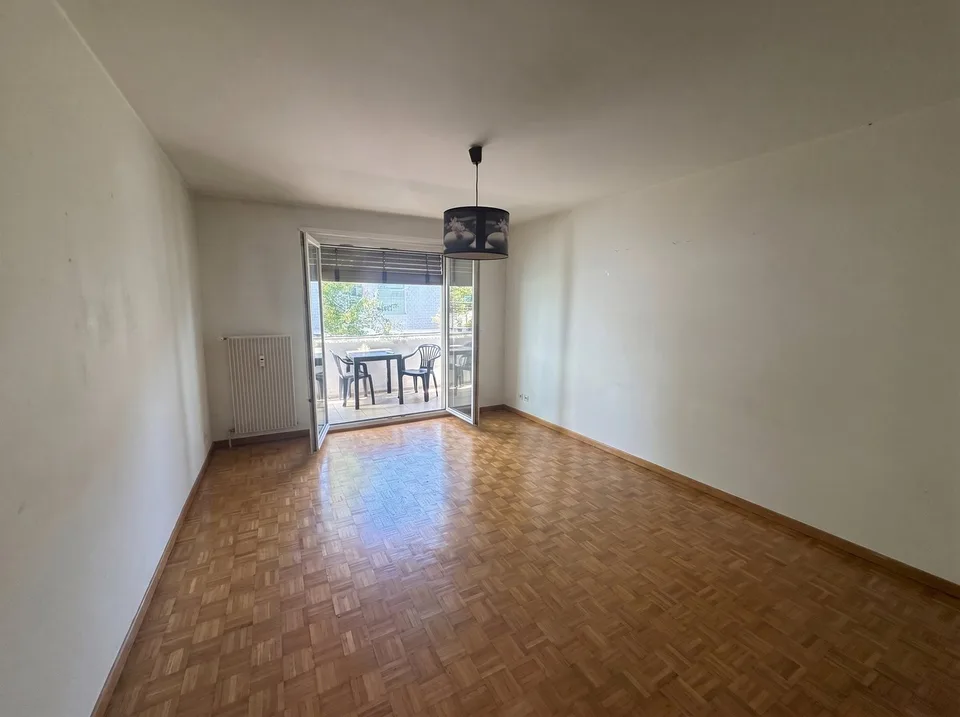 Appartamento accogliente di 3,5 locali con balcone a Reinach BL