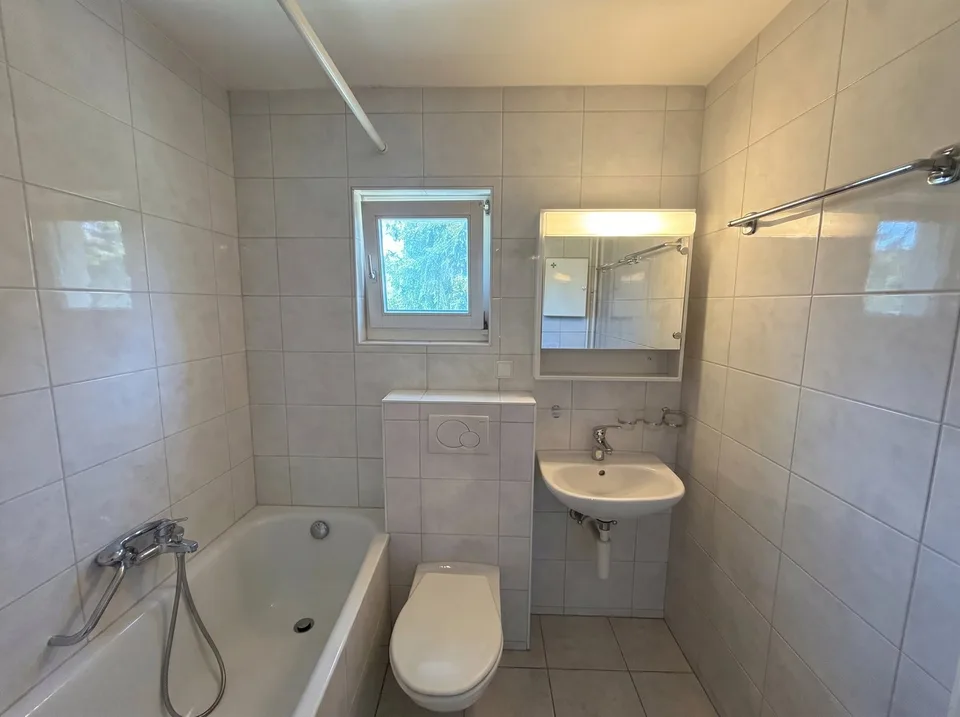 Appartamento accogliente di 3,5 locali con balcone a Reinach BL