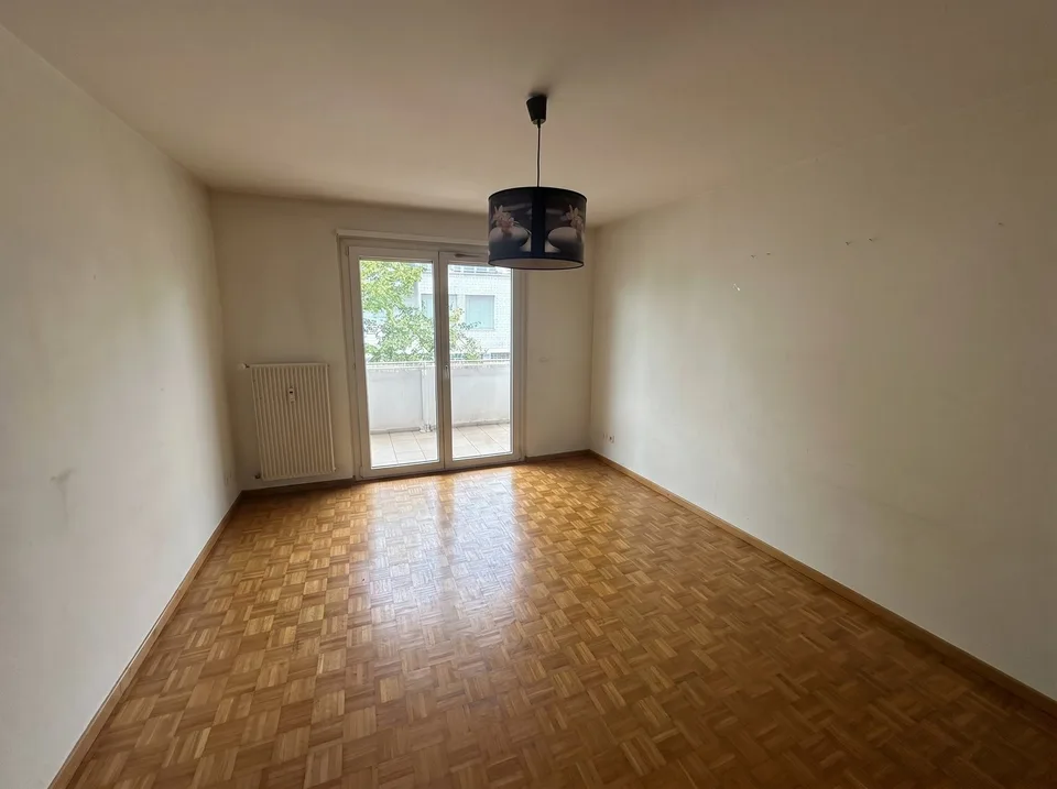 Appartamento accogliente di 3,5 locali con balcone a Reinach BL