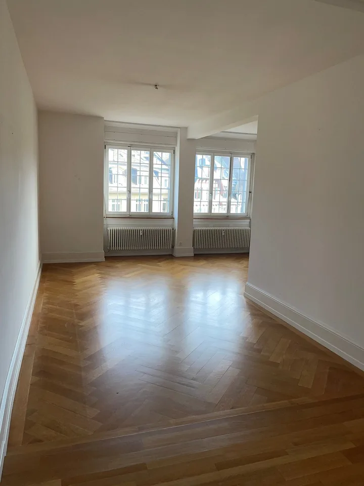 3- bis 4-Zimmer Wohnung an sehr guter Stadtlage, Monbijoustr 30, Bern