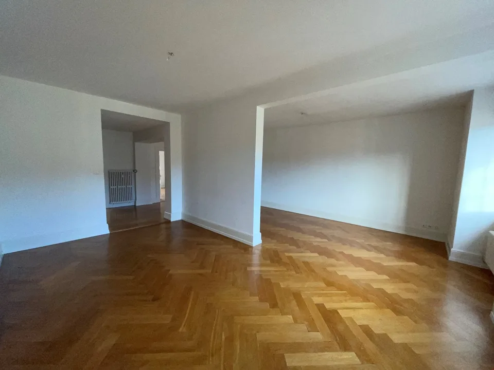 3- bis 4-Zimmer Wohnung an sehr guter Stadtlage, Monbijoustr 30, Bern