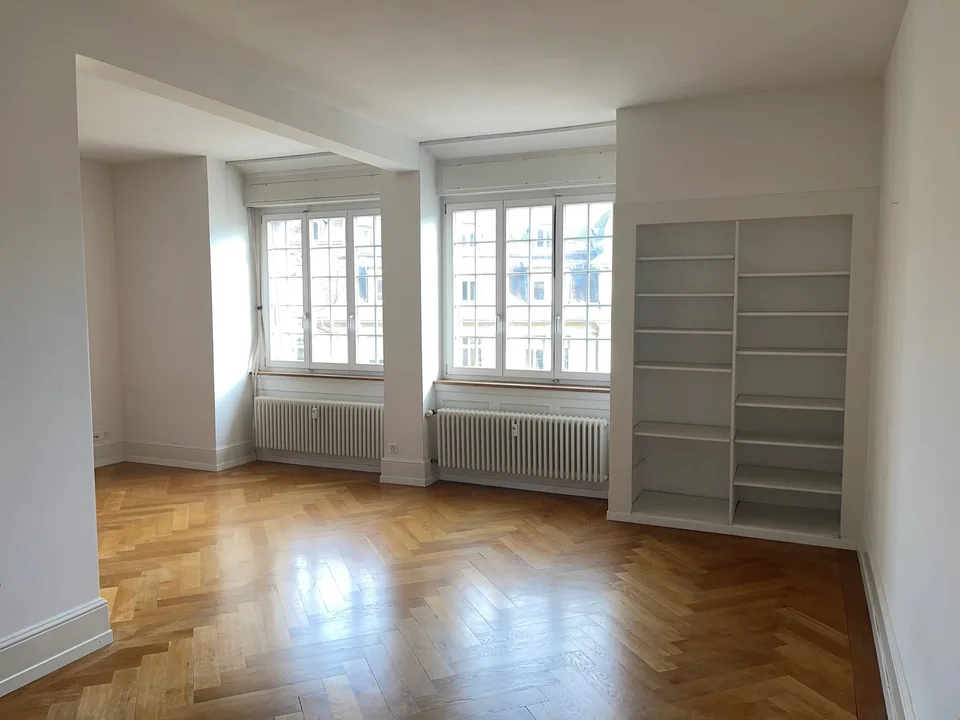 3- bis 4-Zimmer Wohnung an sehr guter Stadtlage, Monbijoustr 30, Bern