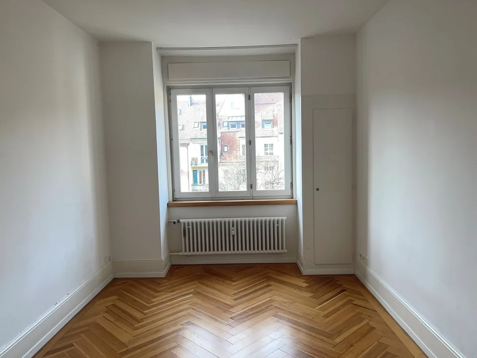 3- bis 4-Zimmer Wohnung an sehr guter Stadtlage, Monbijoustr 30, Bern