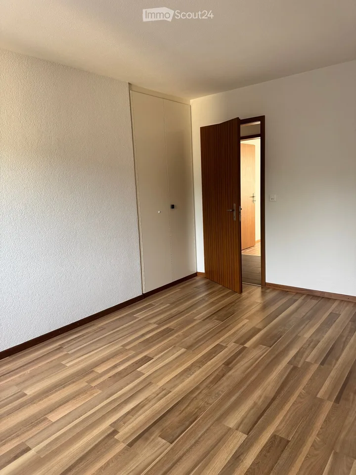 Sonnige 4.5-Zimmerwohnung im Quartier Mett, Biel