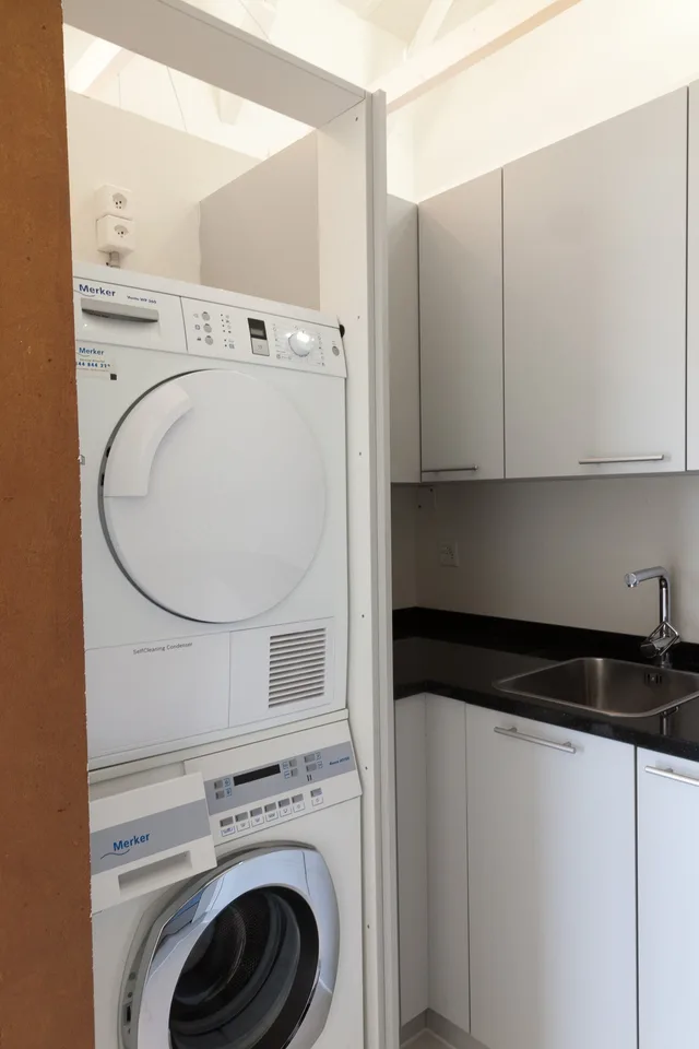 2.5-room apartment with large seating area including parking space