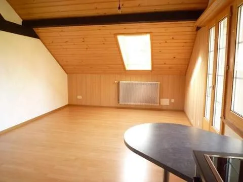 Appartement 2 pièces avec balcon spacieux