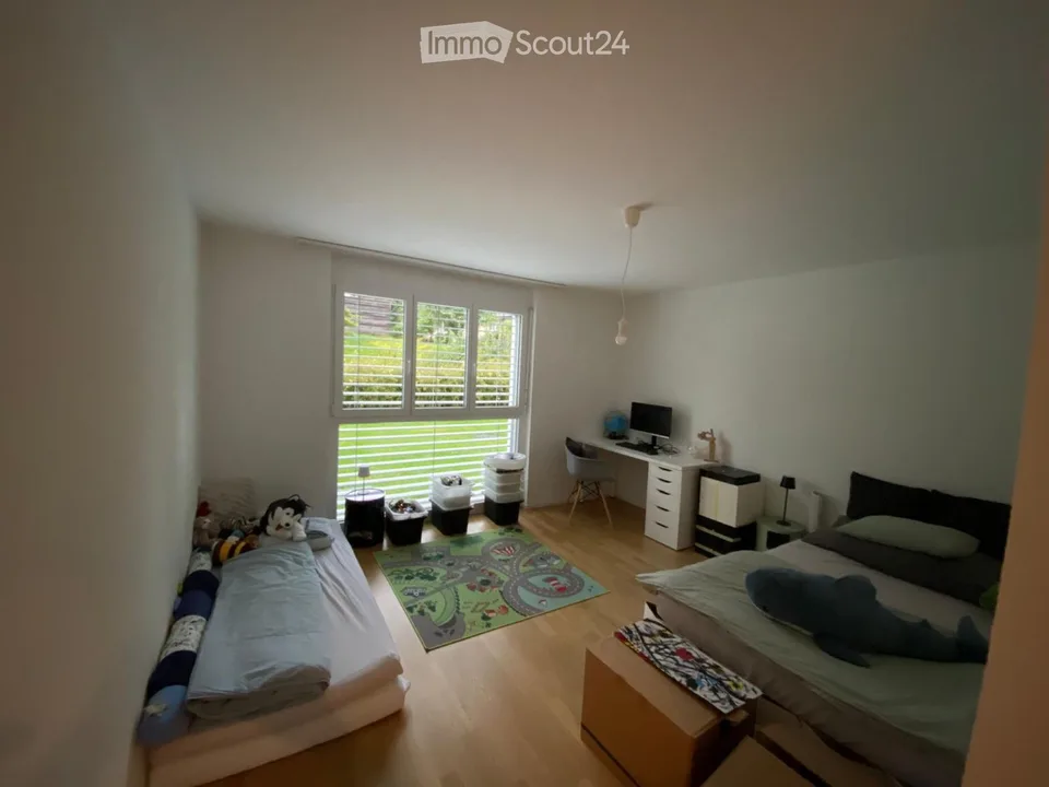 Appartement de 3,5 pièces au rez-de-chaussée - disponible immédiatement
