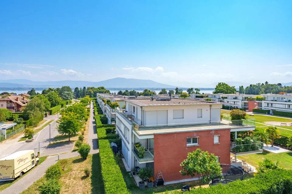 Appartement de 4.5 pièces avec vue lac à Coppet